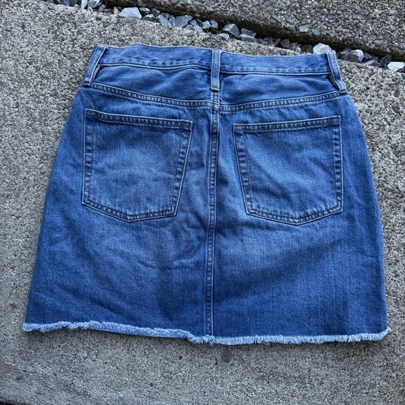J. Crew Frayed Hem Denim Jean Mini Skirt 28 - Picture 4 of 6